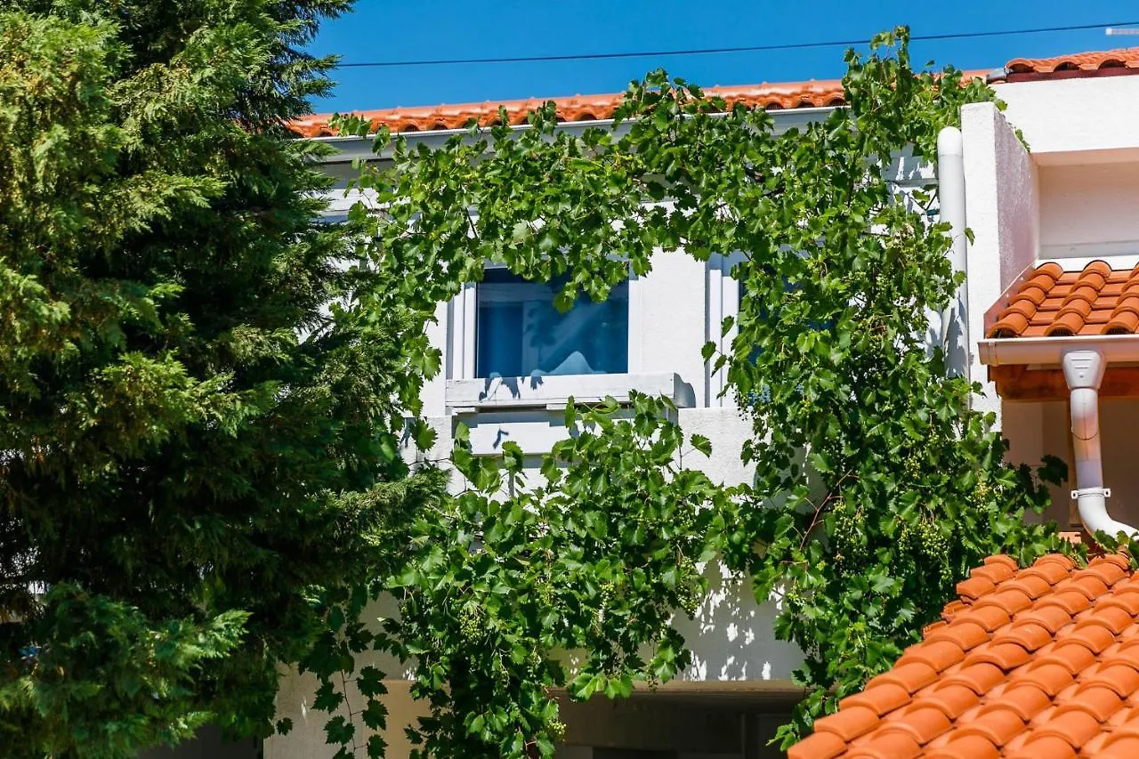 Apartments Villa Anna Baška Kroatien
